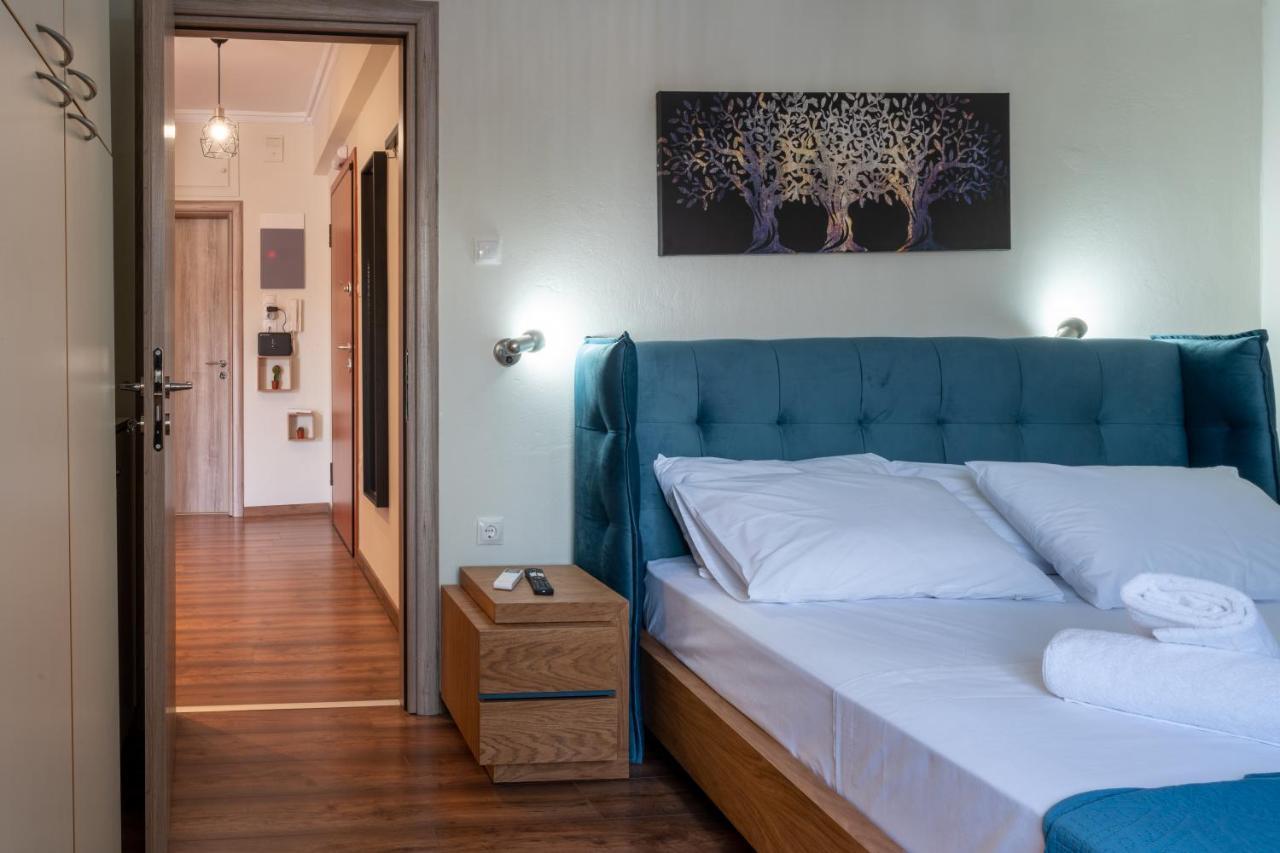 Luxury Apartment Overlooking The Citadel Of Tsakas Athens Exterior photo