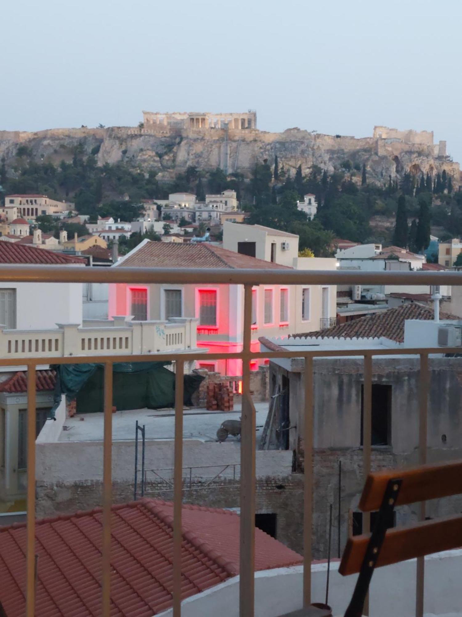 Luxury Apartment Overlooking The Citadel Of Tsakas Athens Exterior photo